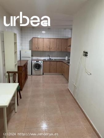 APARTAMENTO EN ZONA LAS CHAPAS-GAMARRA - MALAGA