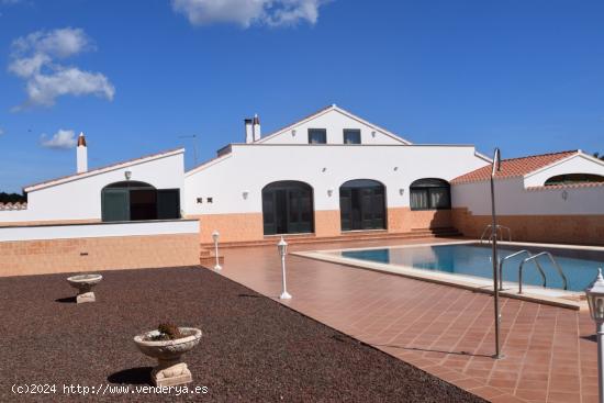 CASA DE CAMPO EN LLUMEÇANES - BALEARES