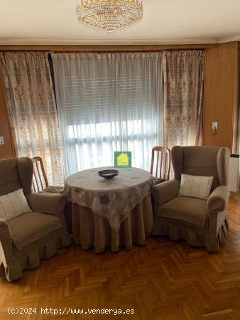 SE VENDE ESTUPENDO PISO DE DOS DORMITORIOS EN PLAZA DEL ALTOZANO - ALBACETE