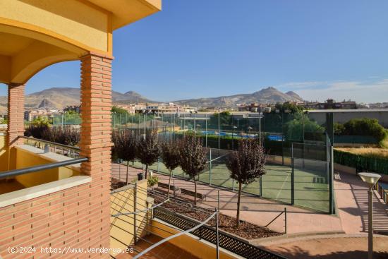 Gran piso en Residencial Hadira Elvira de Atarfe - GRANADA