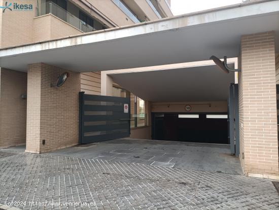  Plaza de garaje en Urbanización los Jardines de la Sierra!!! - CORDOBA 