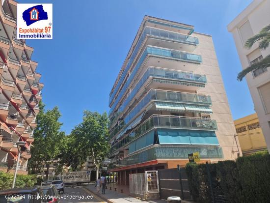 ESQUINERO CON FANTASTICAS VISTAS MAR EN C/ GIRONA - TERRAZA 30 M2. - TARRAGONA