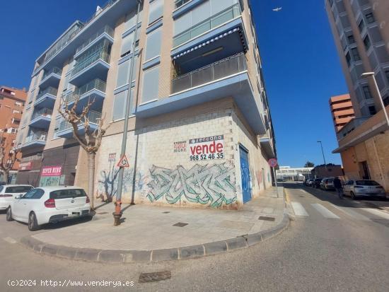 Se vende local comercial en ZONA HISPANIA y MANDARACHE con 300 m2 - MURCIA