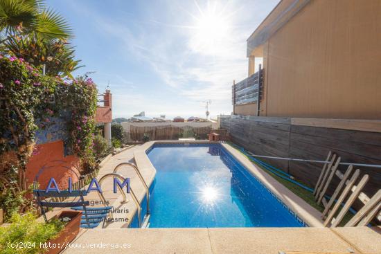 Casa en Sant Pol con vistas al mar, terrazas y piscina. - BARCELONA