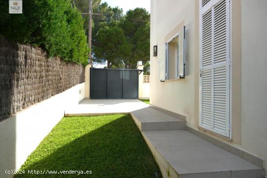 ESPECTACULAR CHALET EN BAHIA AZUL CON PISCINA Y VISTAS AL MAR - BALEARES