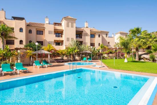 Magnifico adosado en planta baja al lado del campo de Amarilla Golf, con garaje - SANTA CRUZ DE TENE