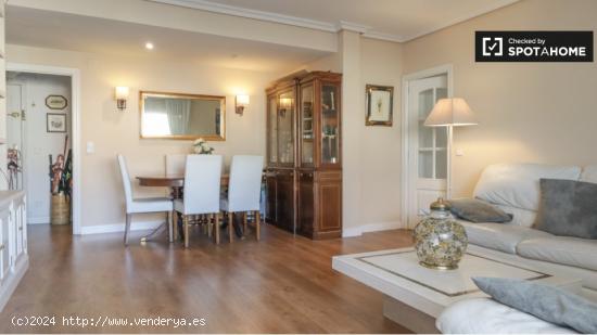 Apartamento de 3 dormitorios en alquiler en Delicias, Madrid - MADRID