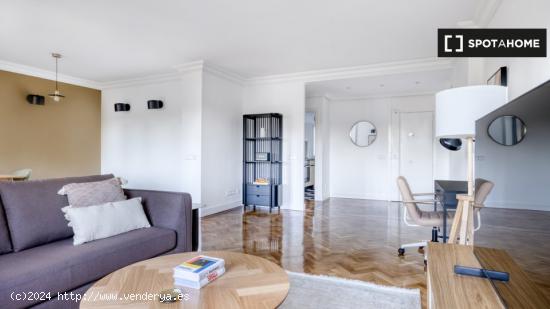 Apartamento de 3 dormitorios en alquiler en Retiro - MADRID