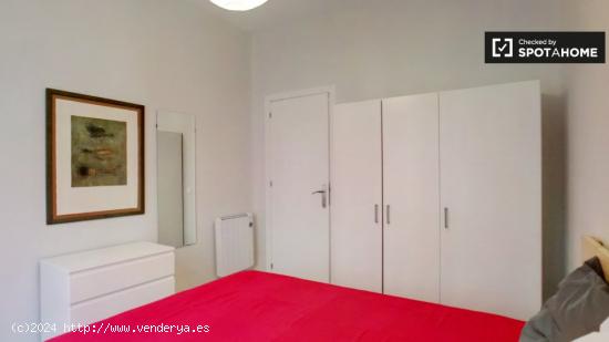 Habitación en alquiler en un apartamento de 5 dormitorios en Salamanca, Madrid - MADRID