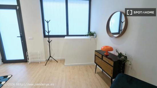 Apartamento de 3 dormitorios en alquiler en Gràcia - BARCELONA