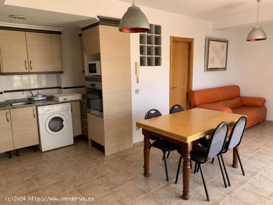 Apartamento entero de 2 dormitorios en Port de Sagunt - VALENCIA