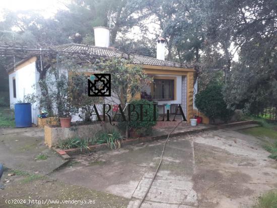 ///GRAN PARCELA CON PISCINA EN EL JARDINITO,LAS ERMITAS,CORDOBA//// - CORDOBA