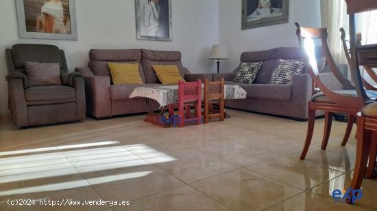 PRECIOSO TRIPLEX ADOSADO EN ORIA - ALMERIA