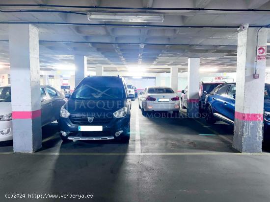 Plaza de garaje en Parla, zona inlasa, tiene una longitud de 11 metros - MADRID