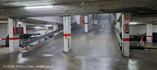 PARKING EN VENTA EN LA MARINA DEL PRAT VERMELL - BARCELONA