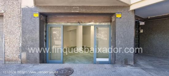 ¡FINQUES BAIXADOR PRESENTA ESTE GRAN LOCAL COMERCIAL IDEAL PARA MONTAR TU NEGOCIO! - BARCELONA