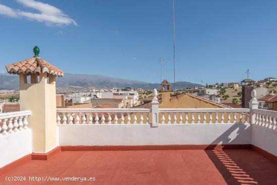 MAGNIFICA CASA EN LAS GABIAS - GRANADA