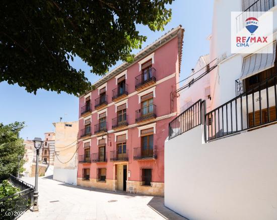 CASA RURAL HACTARA ,EDIFICIO ANTIGUA FARMACIA - GRANADA