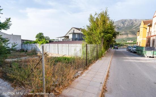  SE VENDE SOLAR EN ZÚJAR - GRANADA 