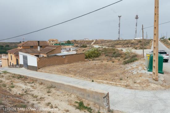 SE VENDE SOLAR EN CÚLLAR - GRANADA