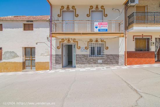 ¡Descubre la casa de tus sueños en Salar, Granada! - GRANADA