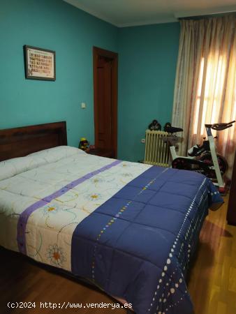 SE VENDE CÉNTRICO PISO EN BAZA - GRANADA