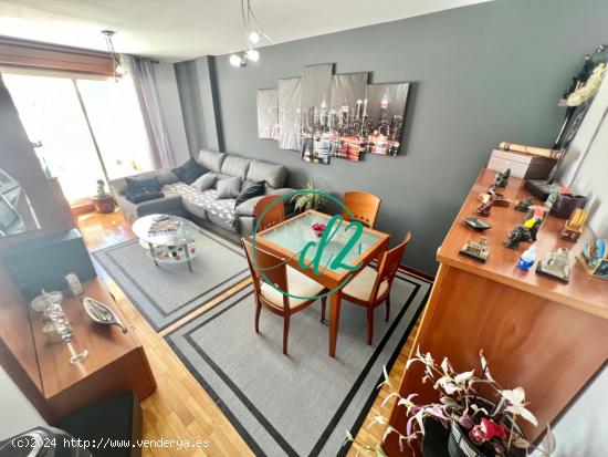 APARTAMENTO CON GARAJE,  TERRAZA Y VISTAS PANORÁMICAS EN EL VEINTIUNO. REF 1128 - ORENSE