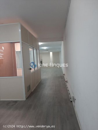 Local comercial en venta  en Ripollet - Barcelona