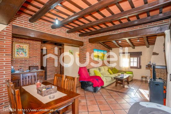 Chalet en venta de 261 m² Avenida La Selva, 17430 Santa Coloma de Farners (Girona)