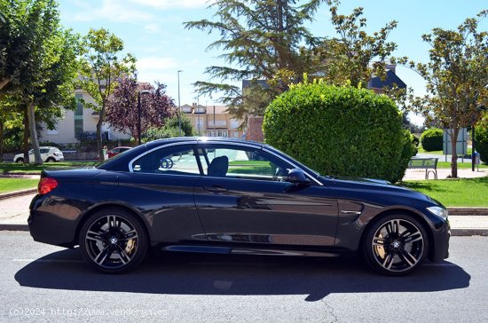 BMW M4 Cabrio 431cv DKG - VILLARES DE LA REINA