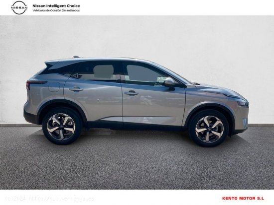 Nissan Qashqai DIG-T 116kW Xtronic N-Connecta - 