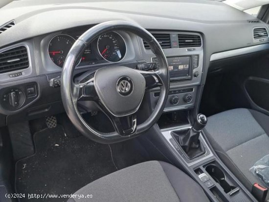 VOLKSWAGEN Golf en venta en Pamplona/IruÃ±a (Navarra) - Pamplona/IruÃ±a