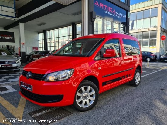 Volkswagen Caddy 1.6 tdi combi pro de 2012 con 159.000 Km por 12.450 EUR. en Navarra