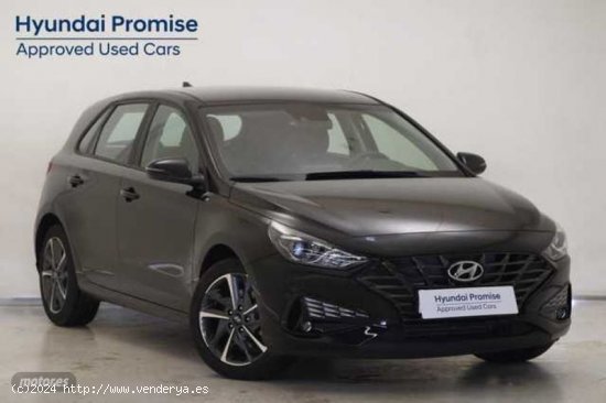 Hyundai i30 1.5 DPI Klass SLX 110 de 2023 con 9.033 Km por 19.950 EUR. en Navarra