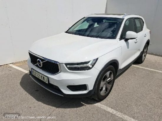 Volvo XC40 XC40 D3 Momentum Automatico de 2019 con 89.365 Km por 26.990 EUR. en Huelva