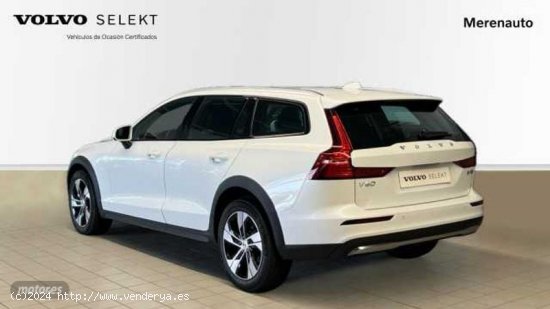 Volvo V 60 V60 Cross Country Core, B4 (diesel) AWD, Diesel de 2023 con 6 Km por 46.900 EUR. en A Cor