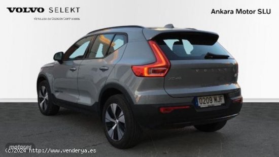 Volvo XC40 1.5 T4 PHEV RECHARGE PLUS DARK DCT 5P de 2023 con 17.551 Km por 45.900 EUR. en Alicante