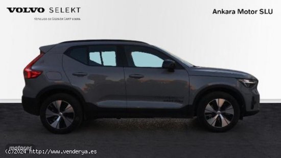 Volvo XC40 1.5 T4 PHEV RECHARGE PLUS DARK DCT 5P de 2023 con 17.551 Km por 45.900 EUR. en Alicante