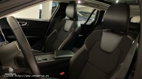 Volvo V 60 V60 D4 Momentum Automatico de 2018 con 108.000 Km por 24.900 EUR. en Asturias