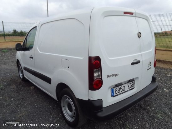 Citroen Berlingo furgon 1.6 HDI. de 2017 con 175.000 Km por 9.500 EUR. en Murcia