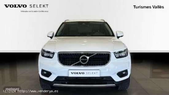 Volvo XC40 T3 MOMENTUM MANUAL de 2018 con 46.785 Km por 27.900 EUR. en Barcelona