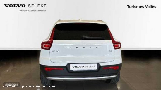 Volvo XC40 T3 MOMENTUM MANUAL de 2018 con 46.785 Km por 27.900 EUR. en Barcelona