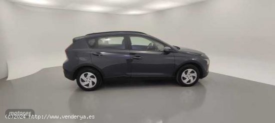 Hyundai Bayon 1.2 MPI Essence de 2023 con 20.946 Km por 14.200 EUR. en Barcelona