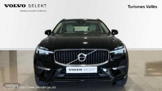 Volvo XC 60 B4  D   CORE de 2023 con 23.596 Km por 44.900 EUR. en Barcelona