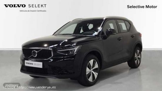  Volvo XC40 Core, B3 Semihibrido, Gasolina de 2024 con 1 Km por 39.900 EUR. en Cantabria 