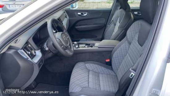 Volvo XC 60 XC60 Core, B4 (diesel), Diesel de 2023 con 5 Km por 48.900 EUR. en Navarra