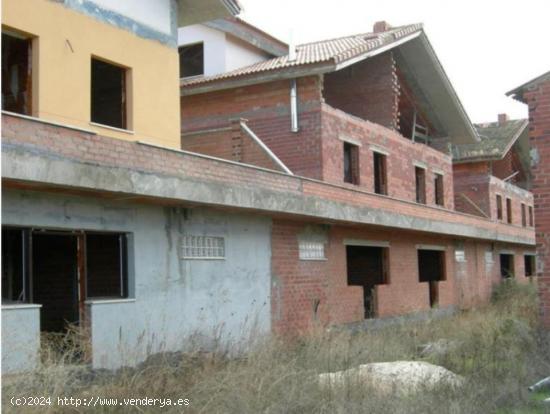 OBRA EN CONSTRUCCION EN VEGA DE INFANZONES- VILLA DE SOTO - LEON