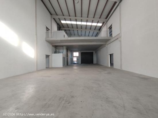  POLIGONO INDUSTRIAL CREVILLENTE - NAVE 481 M2 - ALICANTE 