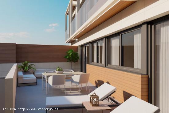 EXCLUSIVA PRIMERA PLANTA CON TERRAZA DE 54M2 A PIE DE SALÓN COMEDOR - BARCELONA