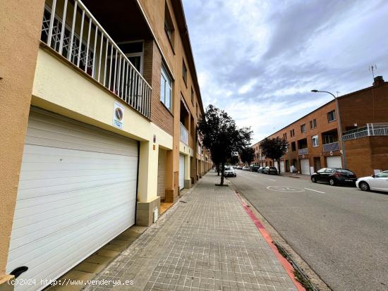 ¡¡¡ CASA UNIFAMILAR JUNTO A CAN LLONG !!! 4 HABITACIONES, 2 TERRAZAS + PATIO DE 36M2, GARAJE !!! 